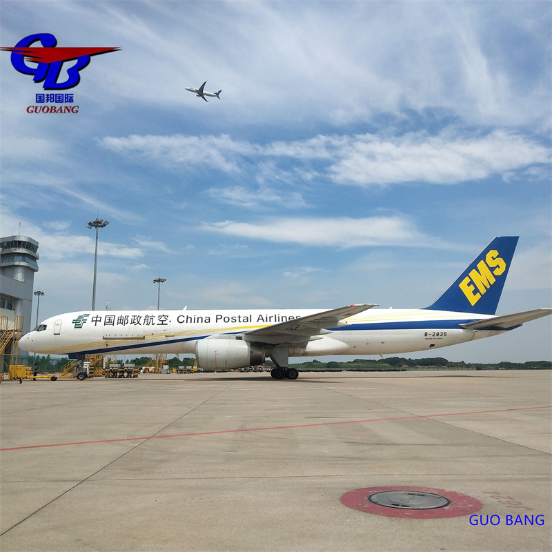 مجموعة الأعمال التجارية الدولية السريعة الشحن من الباب إلى الباب من عُمان مع DHL / FedEx / UPS / EMS / TNT بأسعار معقولة وسريعة